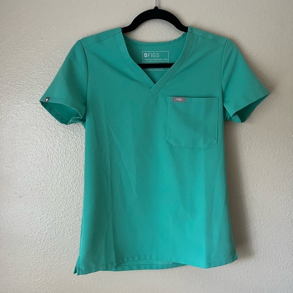 FIGS Caterina One Pocket Scrub‎ Top - Picture 2 of 5